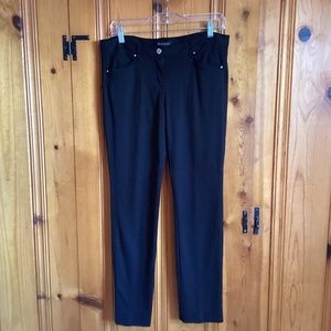 EUC Black House White Market Slim Leg Black PantsSize 6S